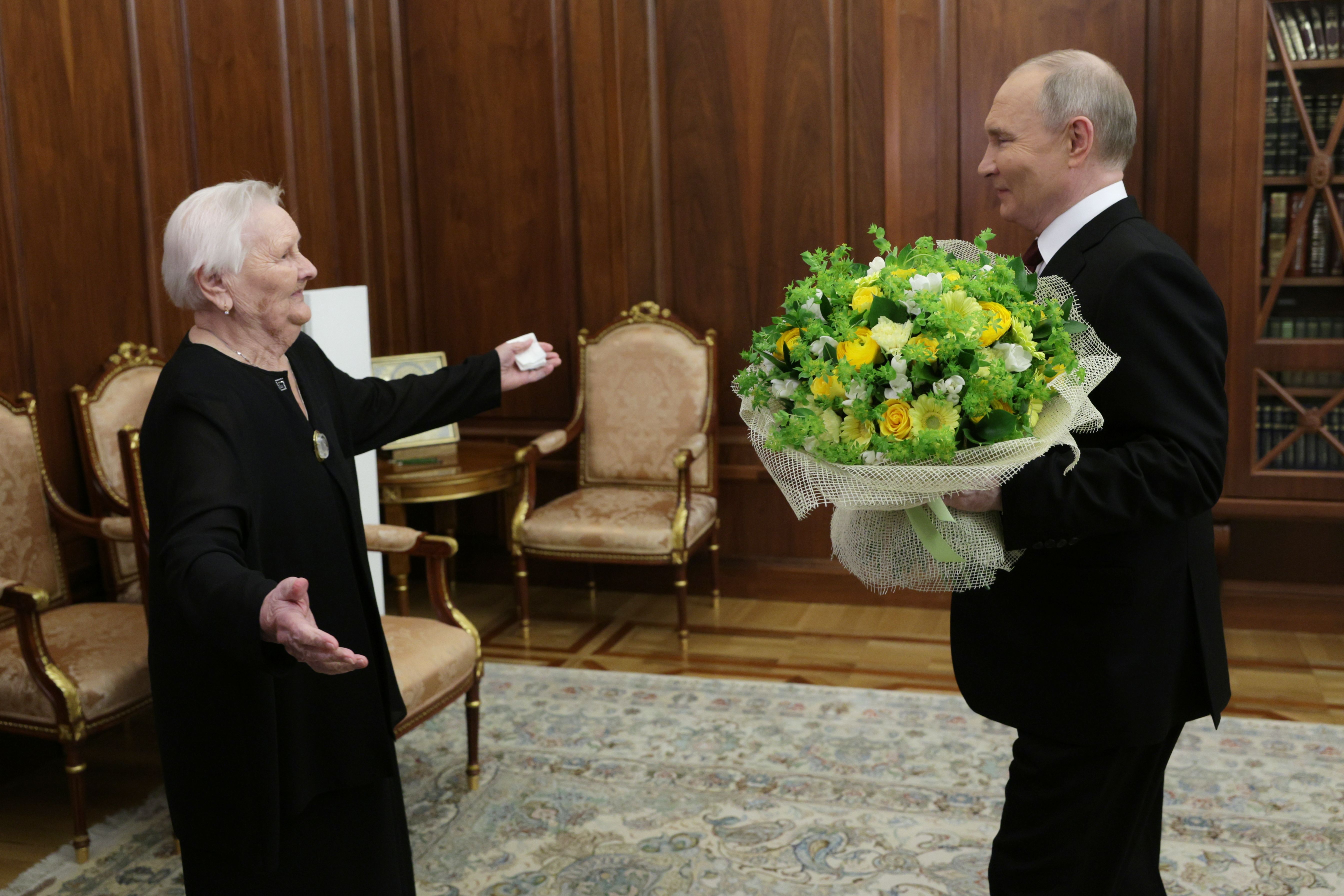 Putin sa svojom uiteljicom Verom Gurevi/KREMLIN POOL/EPA-EFE/REX/Shutterstock